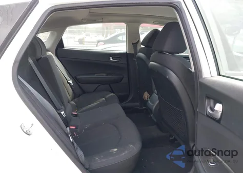 2019 Kia Optima Lx z USA, uszkodzony, nr VIN 5XXGT4L32KG295994